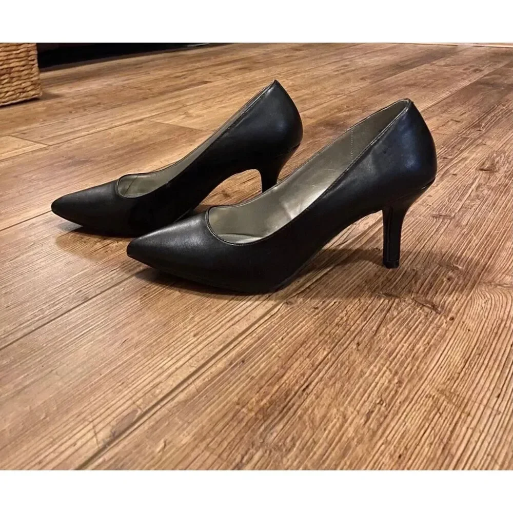 EAST 5TH High Heels Black Size 9W 3